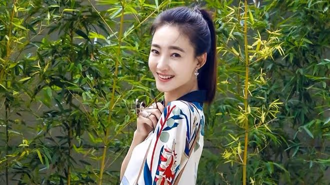 最新大瓜!W姓女星被警方傳喚,富豪老公詐騙10億,面臨天價賠償