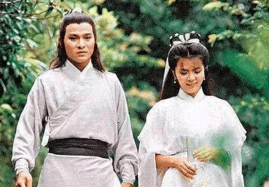 這位女星曾是劉德華夢中情人，周潤發竟為其喝洗潔精險自殺