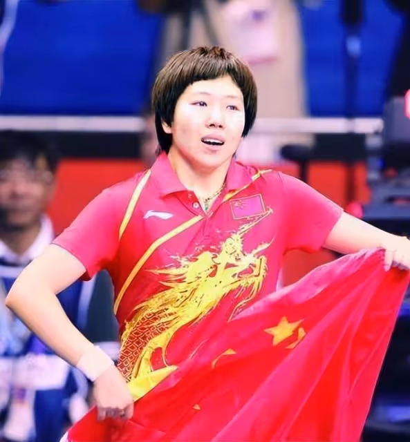 世界冠軍李曉霞:25歲成為乒壇大滿貫得主,退役後結婚生倆娃