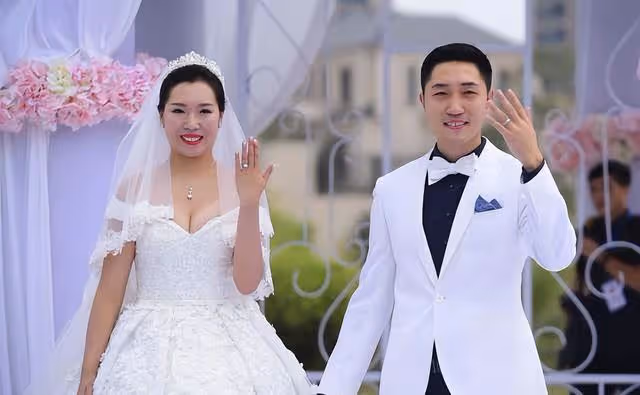 世界冠軍李曉霞:25歲成為乒壇大滿貫得主,退役後結婚生倆娃
