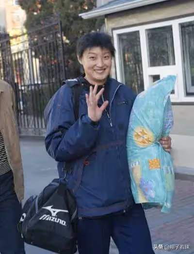至今未生育!43歲楊昊為何無子女,背後的真實原因,令人敬佩!