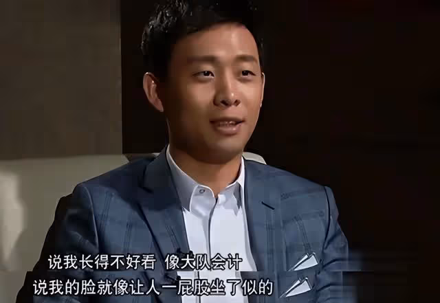 張鐸:守護植物女友10年,與二婚帶娃女主結婚,幸福16年仍未生娃