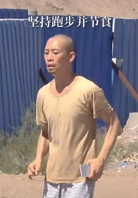 被譽為「最倒霉的影帝」,開年迎來了自己的光輝歲月