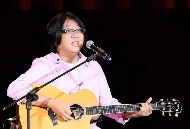袁惟仁植物人三年曝近況,家人24小時待命,兒子怕傳病毒久未探視