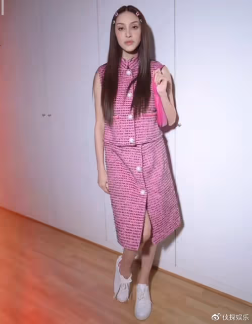 鄭嘉穎老婆月子期間濃妝艷抹引爭議,本尊:誰說當媽就不能美美的