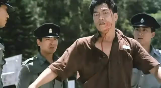 大傻成奎安：17歲入獄54歲病逝，多次救濟藍潔瑛，孫子車禍身亡