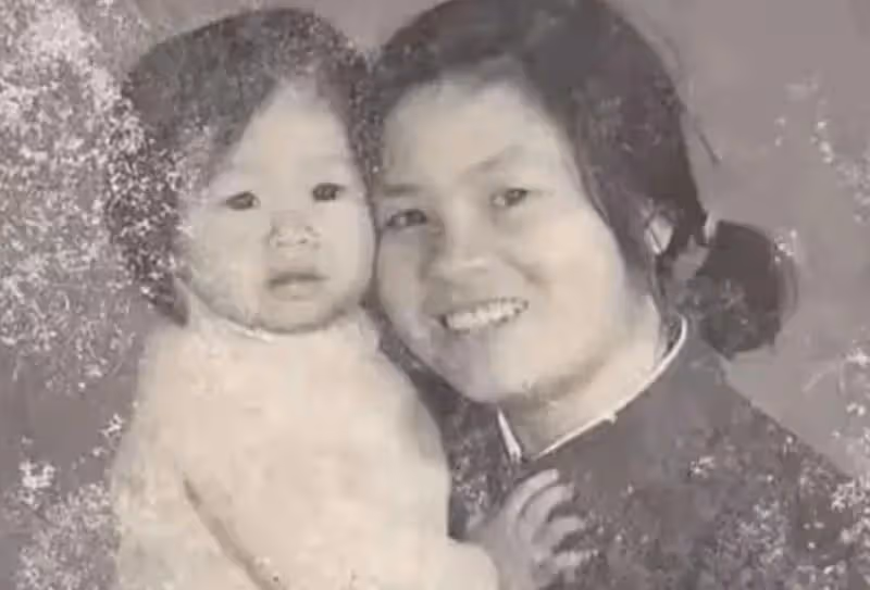 主持人朱丹：與林涵離婚後，二婚嫁周一圍生兩子，在卑微中求幸福