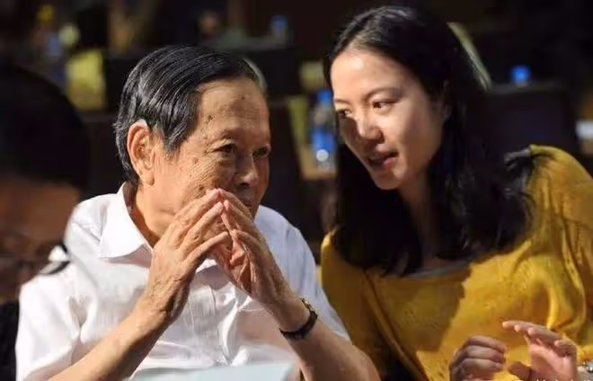 網傳楊振寧讓翁帆在40歲時凍卵，替她想好未來，翁帆也做好準備了