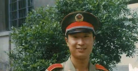 林永健:和妻子恩愛20年,賺錢上交一分不留,她的選擇令人淚目