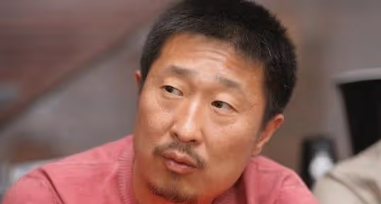 林永健：和妻子恩愛20年，賺錢上交一分不留，她的選擇令人淚目