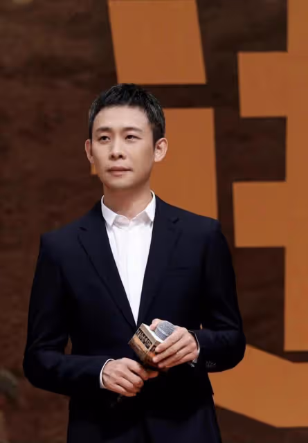 與《狂飆》關係不可挽回?張譯對聲明不理睬,同組演員卻叫他恩人