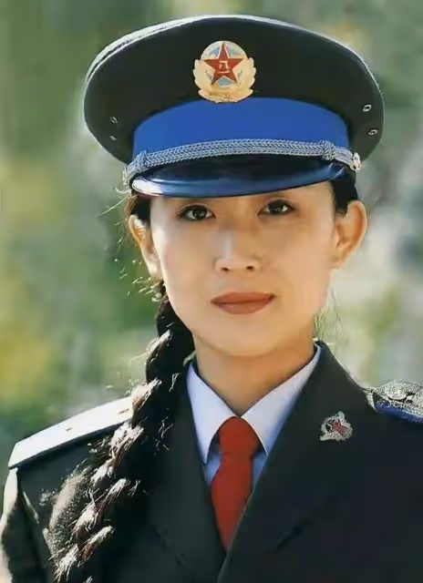 演員陳瑾:20年不吃飯,25歲跟親哥約定不婚,58歲的她如今悔了嗎