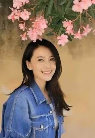 10位女星今昔對比，有人越變越凶，有人越老越溫柔