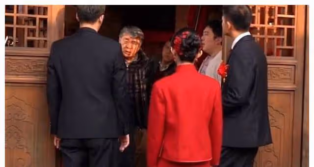 34歲趙麗穎新劇收視王炸，無濾鏡眼袋明顯，中年女演員真實的狀態