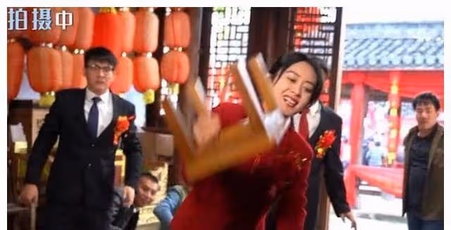 34歲趙麗穎新劇收視王炸，無濾鏡眼袋明顯，中年女演員真實的狀態