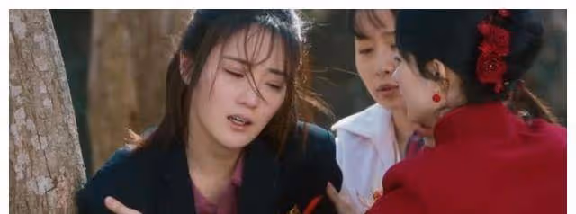 34歲趙麗穎新劇收視王炸,無濾鏡眼袋明顯,中年女演員真實的狀態