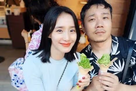 王智穿短褲菜園摘菜，40歲身材姣好臉蛋似少女，難怪討沈騰喜歡