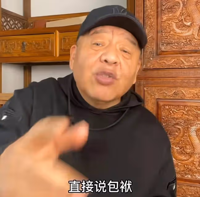 岳雲鵬春晚有失水準圈內前輩揭秘3個原因導致，的確不能怪小嶽嶽