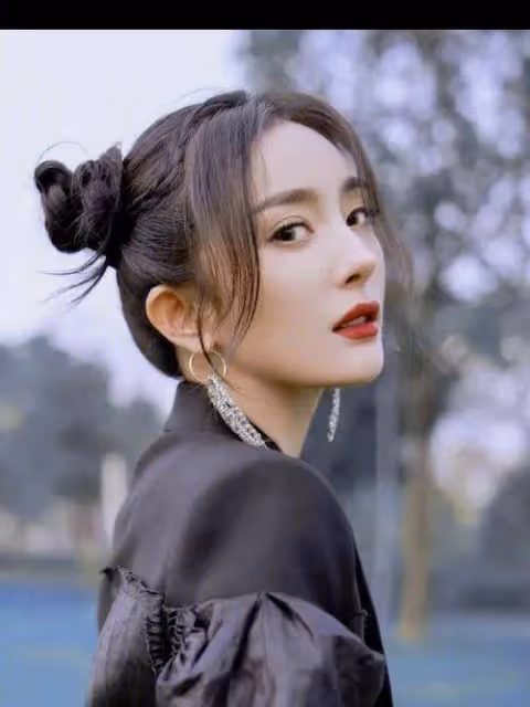 網曝85後女明星拉P條，是吳Q供出來的，楊冪躺槍，有人相信嗎？