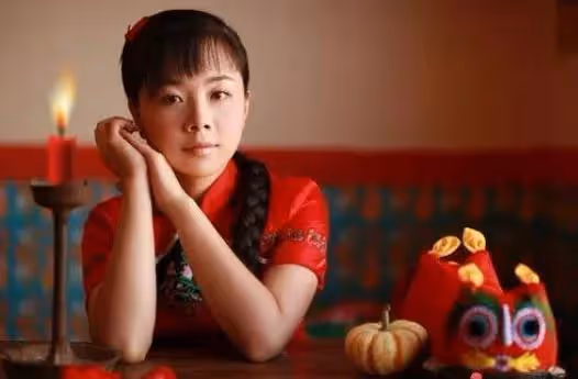 「星光大道」王二妮:買不起北京的房子,如今回老家低調種田