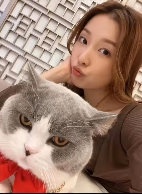 郭嘉文默認已與李澤楷分手獨自過新年,家裡有錢很有底氣不懼流言