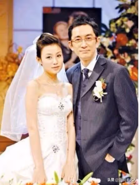歷經8段情!58歲資深男演員「再婚娶小21歲嬌妻」 7年被敗光5億家產「離婚後愧對女兒」用愛彌補