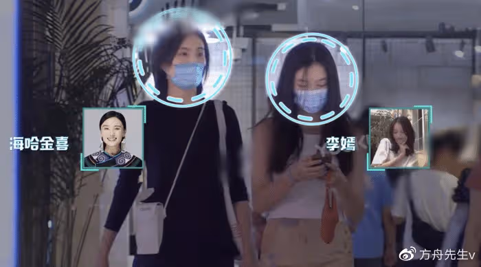 李亞鵬元宵節曬全家福,首次曝光女兒百日照,一家三口幸福洋溢惹人羨