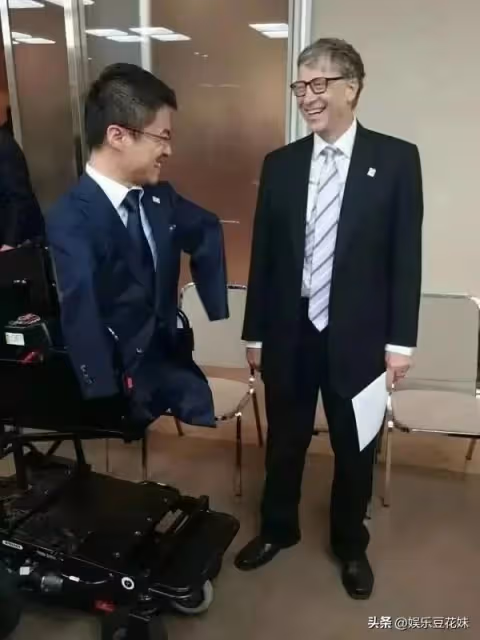 46歲日本無四肢著名作家,婚後15年出軌50人,現又爆新歡令人咋舌