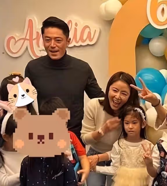 林心如為6歲女兒慶生,小海豚正臉照曝光,五官似爸公主范十足