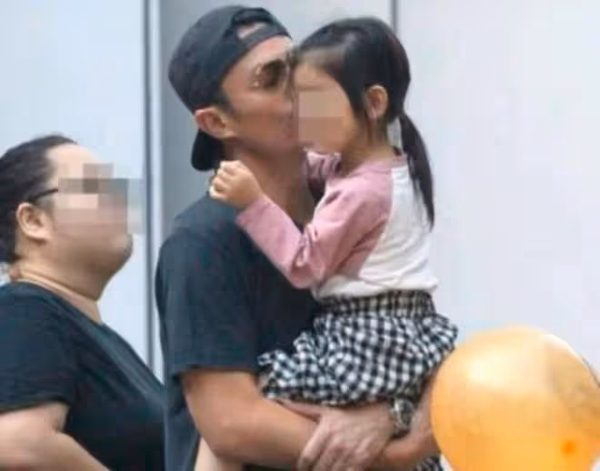 林心如為6歲女兒慶生,小海豚正臉照曝光,五官似爸公主范十足