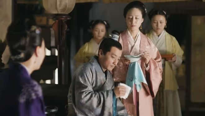 仔細看,《知否》中真正的涼薄之人竟是盛紘!深扒原著發現答案