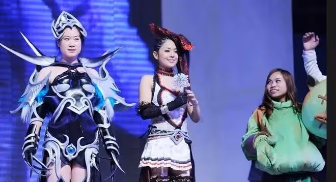 李白:最美的外籍女藝人,嫁給央視主持人,優化了遺傳因素