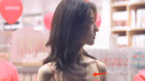 張子楓近照瘦成紙片人，排骨胸超搶鏡，網友直呼看著不健康