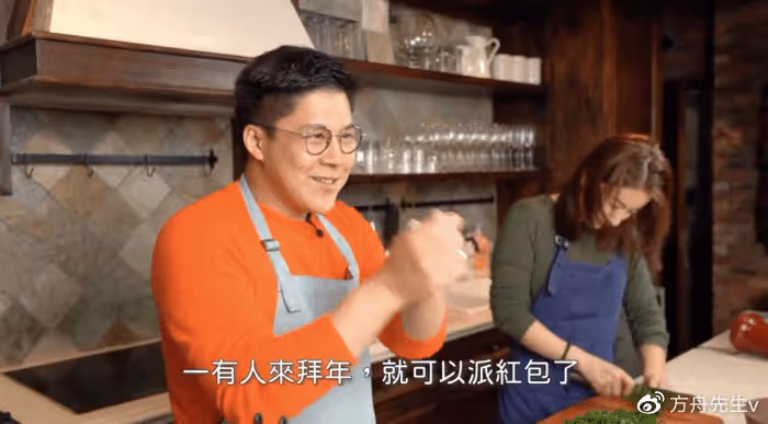 郭晶晶用紅包做燈籠,變廢為寶好節儉,和女兒對話英文粵語切換自如