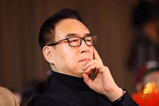 中國「最性感」女人:丈夫出軌後,患腦瘤!小三意外癱瘓!而她回村種地,身家過億