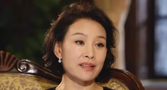 中國人的恥辱! 剛下春晚舞台就遭封殺， 還發誓一生效忠於美國!
