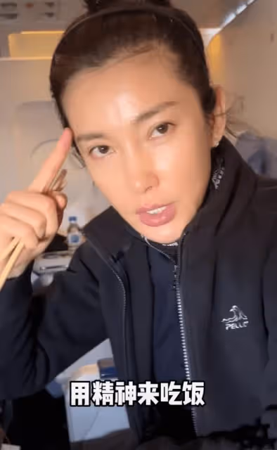 「假養生」的病態有多嚴重,孫儷虛弱到站不穩,李冰冰乾癟顯老態瘦到脫相