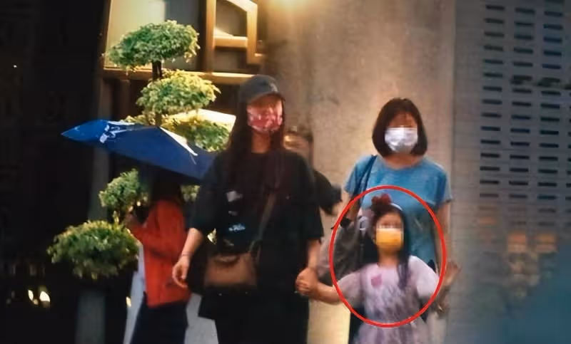 保護女兒六年被朋友公開正面照，林心如低情商怒斥媒體泄憤 網友：太金貴了