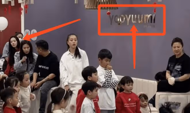 穎兒富養女兒，為孩子慶生布置很豪華，5歲小月亮親吻爸爸好有愛