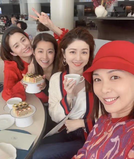 TVB前女星被指從頭美到腳！獲封「腳趾女神」，嫁豪門後育有一子