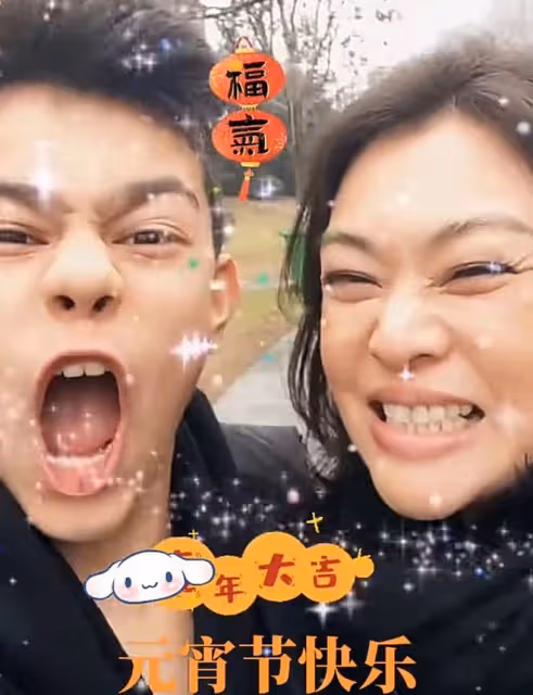 58歲史可一家瑞士過元宵!混血兒子罕露面,濃眉大眼帥氣不輸明星