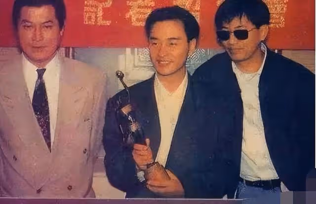 演員鄧光榮:一生為人仗義,情感專一,為何在離世後還被人謾罵?