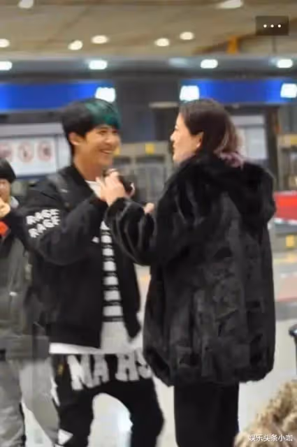哪些從助理開始的嫂子們?