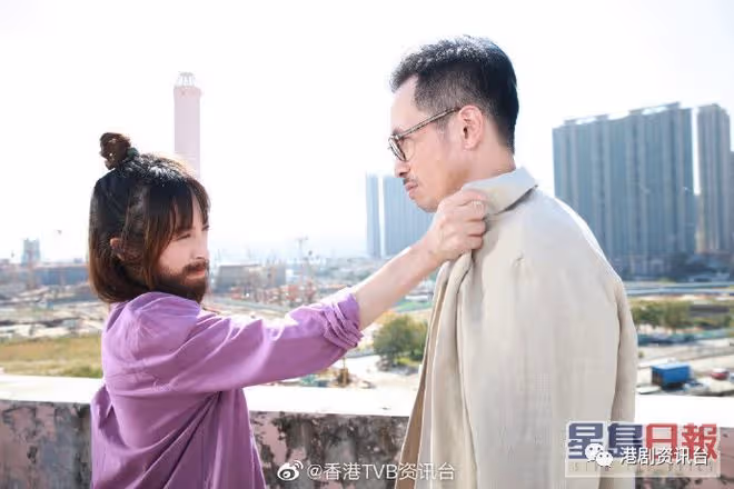 龔嘉欣元宵節著心心開窿短裙現身!連續講5次緋聞是誤會直到婚前才認愛