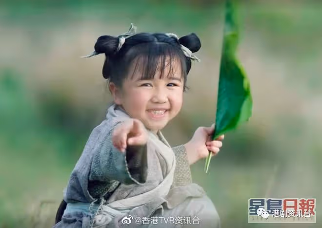TVB「得意妹」12歲愈大愈識打扮!原來有個可愛妹隨時接捧做童星
