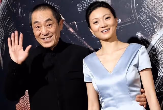 娛樂圈大瓜!狗仔曝知名導演私生活混亂,藝校選妃