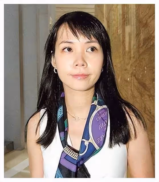 呂麗君8年虧空20億,豪宅寫字樓全部變賣,難怪劉鑾雄會選擇甘比