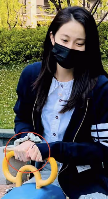 孫楊與體操女神張豆豆秀恩愛！當眾比心姿勢親密，曾被傳早已隱婚