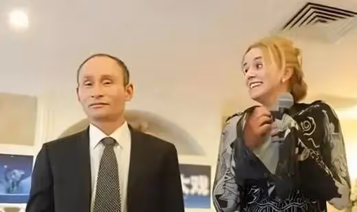安徽48歲光棍因酷似普京,被俄羅斯富婆追求,如今怎樣了?