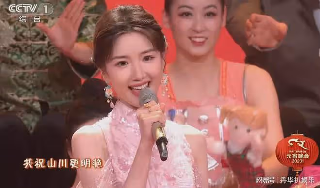 收視率破7!央視元宵晚會首波口碑出爐,觀眾的評價「一針見血」
